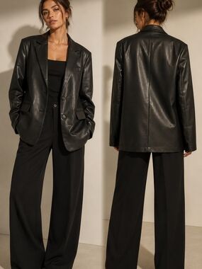 Wilfred by Aritzia Black Vegan Leather Blazer Jacket Size Small
